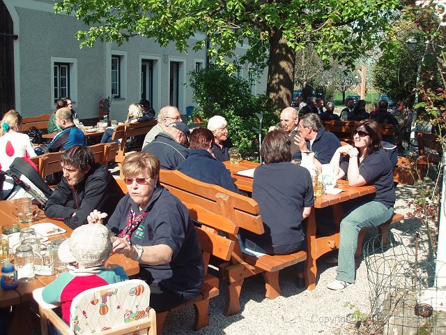 Erster Schluck beim Gugg 21.JPG